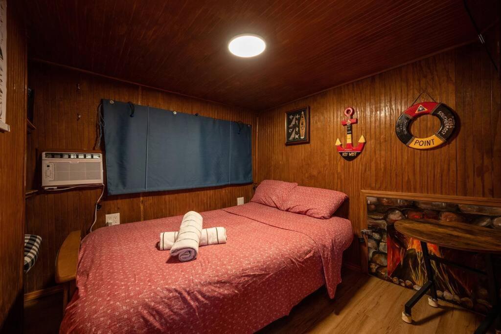 Beautiful Houseboat In Key West Ξενοδοχείο Εξωτερικό φωτογραφία